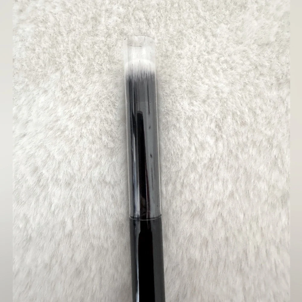 Il Makiage Concealer Blending Brush - NIB